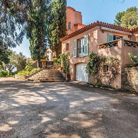 וילה La Malpagne, 400m2 Les Pieds Dans L'eau