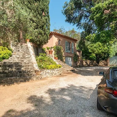 La Malpagne, 400m2 Les Pieds Dans L'eau *